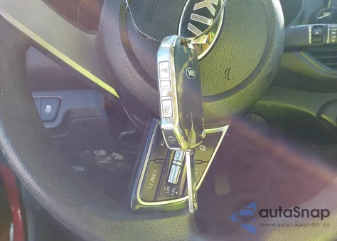 2021 Kia Forte Lxs z USA, uszkodzony, nr VIN 3KPF24AD8ME389982